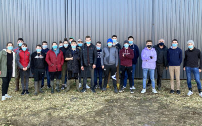 Plantation d’arbres pour les Jolies Rousses