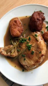 Cote de porc charcutière pomme dauphine maison -MFR PUY SEC-